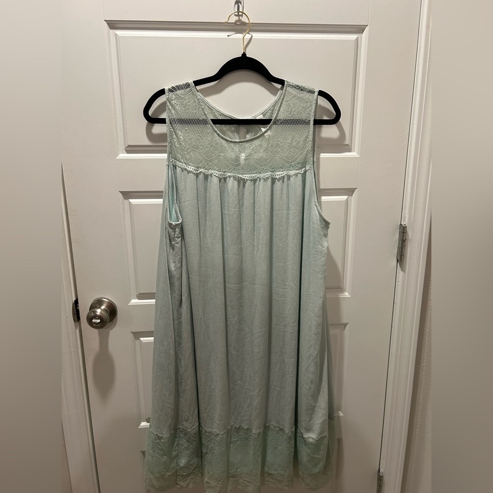 NWOT I Love brand Sleeveless Dress Perfect for Easter